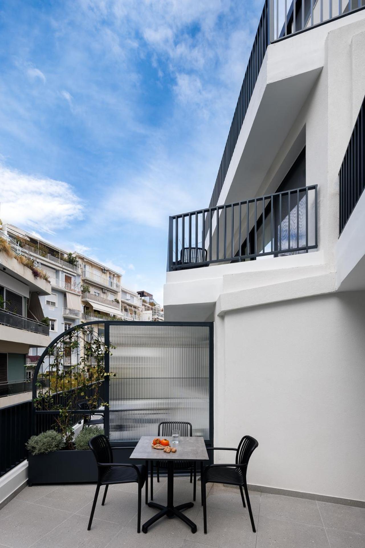 More By Zoia Living Athen Eksteriør billede
